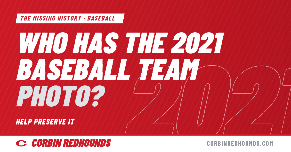 Who has the 2021 Baseball team photo?